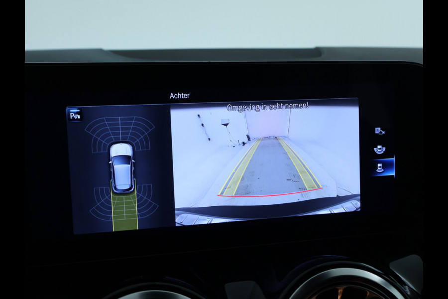 Mercedes-Benz EQA 250 AMG Line 67 kWh | AMG Line | Stoelverwarming | LED koplampen | Dodehoekassistent | Sfeerverlichting | Inclusief 48 maanden Mercedes-Benz Certified garantie voor Europa.