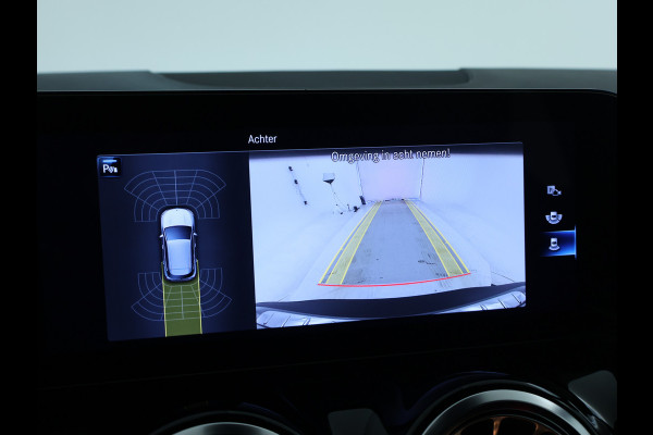Mercedes-Benz EQA 250 AMG Line 67 kWh | AMG Line | Stoelverwarming | LED koplampen | Dodehoekassistent | Sfeerverlichting | Inclusief 48 maanden Mercedes-Benz Certified garantie voor Europa.