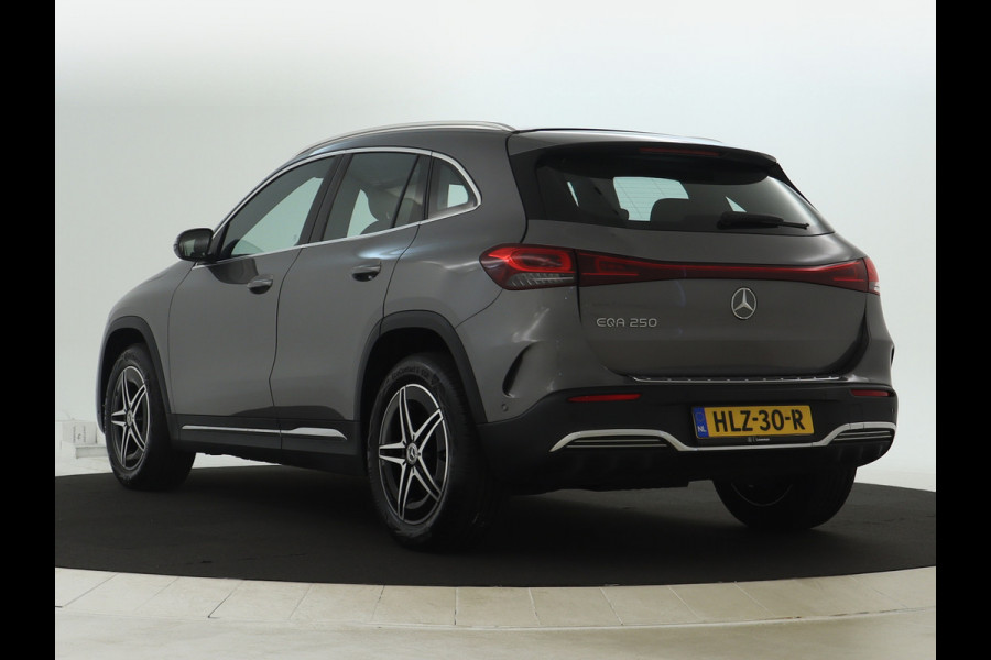 Mercedes-Benz EQA 250 AMG Line 67 kWh | AMG Line | Stoelverwarming | LED koplampen | Dodehoekassistent | Sfeerverlichting | Inclusief 48 maanden Mercedes-Benz Certified garantie voor Europa.