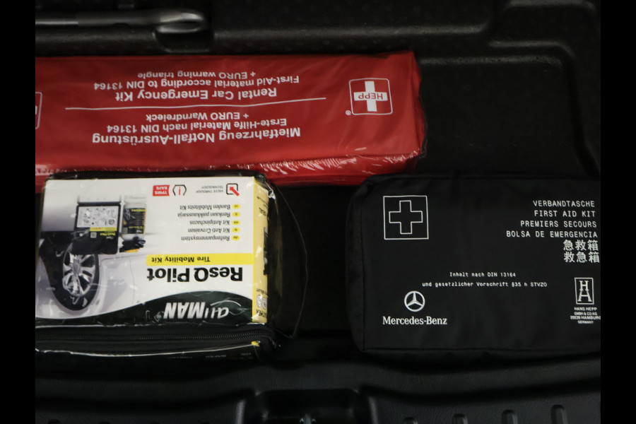 Mercedes-Benz EQA 250 AMG Line 67 kWh | AMG Line | Stoelverwarming | LED koplampen | Dodehoekassistent | Sfeerverlichting | Inclusief 48 maanden Mercedes-Benz Certified garantie voor Europa.