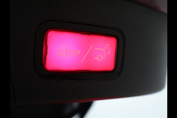 Mercedes-Benz EQA 250 AMG Line 67 kWh | AMG Line | Stoelverwarming | LED koplampen | Dodehoekassistent | Sfeerverlichting | Inclusief 48 maanden Mercedes-Benz Certified garantie voor Europa.