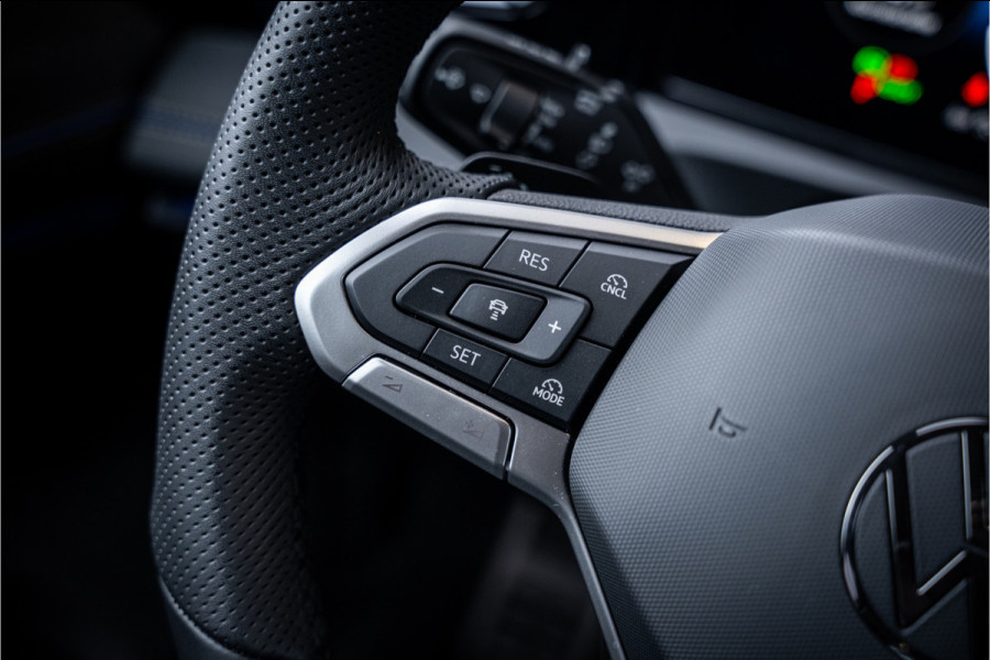 Volkswagen Tiguan 1.5 eTSI R-Line Edition - R Line 150PK | ACC | Massage | Stuurwiel verwarmd