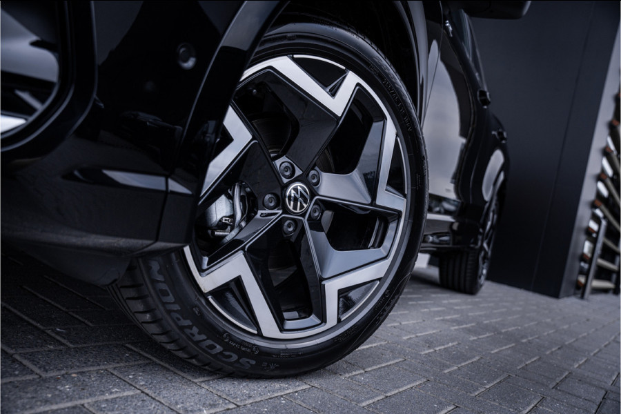 Volkswagen Tiguan 1.5 eTSI R-Line Edition - R Line 150PK | ACC | Massage | Stuurwiel verwarmd