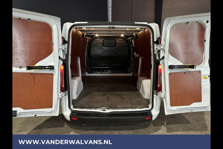 Ford Transit Custom 2.0 TDCI 131pk L2H1 Euro6 Airco | LED | Cruisecontrol | Verwarmde voorruit | Parkeersensoren Bijrijdersbank, 2800kg trekvermogen