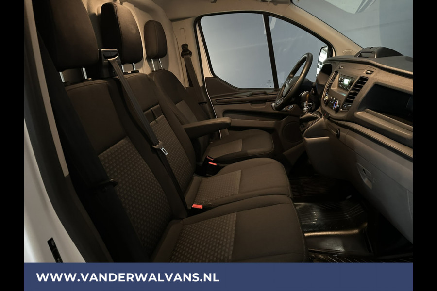 Ford Transit Custom 2.0 TDCI 131pk L2H1 Euro6 Airco | LED | Cruisecontrol | Verwarmde voorruit | Parkeersensoren Bijrijdersbank, 2800kg trekvermogen