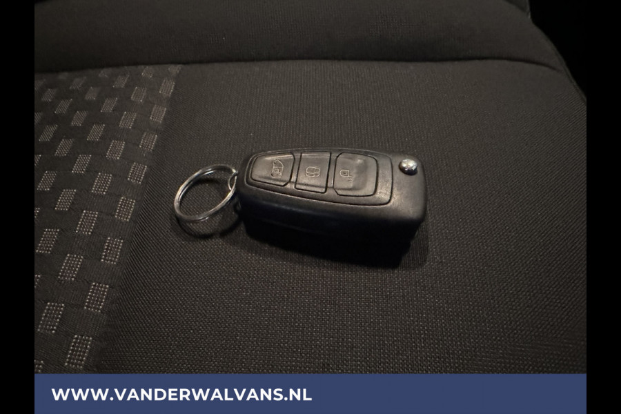 Ford Transit Custom 2.0 TDCI 131pk L2H1 Euro6 Airco | LED | Cruisecontrol | Verwarmde voorruit | Parkeersensoren Bijrijdersbank, 2800kg trekvermogen