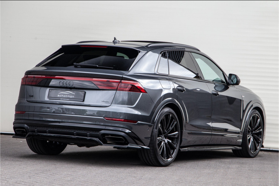 Audi Q8 60 TFSI e quattro Competition Pano, Aero-pack, RS stoelen, Carbon, 23"
