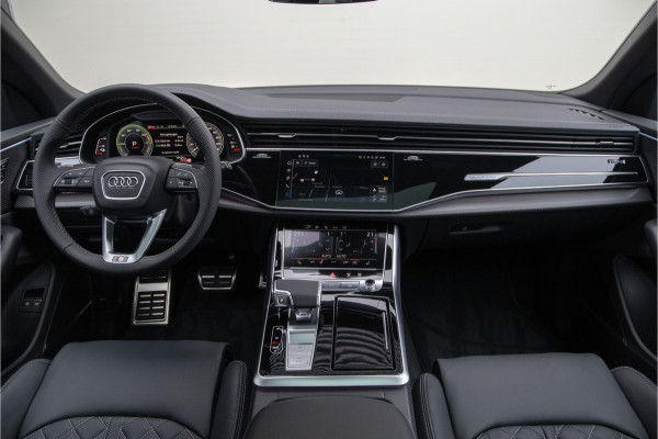 Audi Q8 60 TFSI e quattro Competition Pano, Aero-pack, RS stoelen, Carbon, 23"
