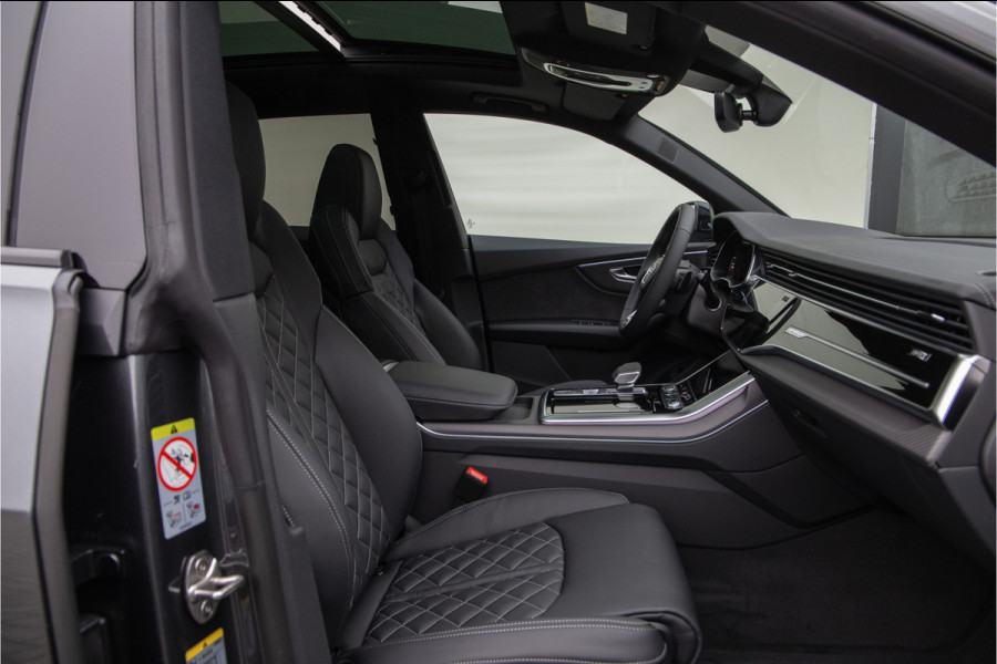 Audi Q8 60 TFSI e quattro Competition Pano, Aero-pack, RS stoelen, Carbon, 23"