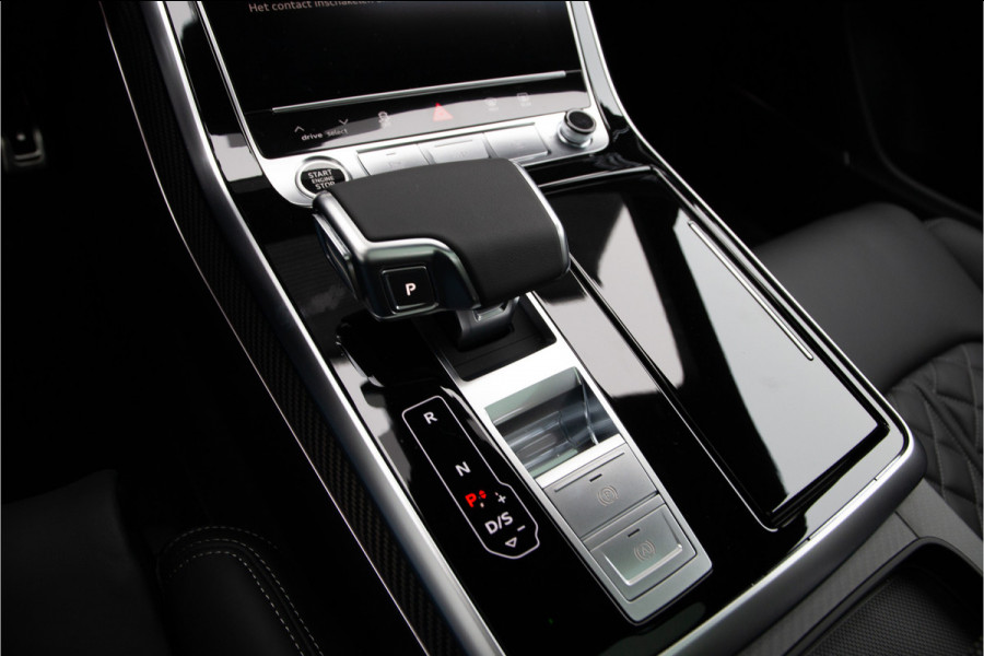 Audi Q8 60 TFSI e quattro Competition Pano, Aero-pack, RS stoelen, Carbon, 23"