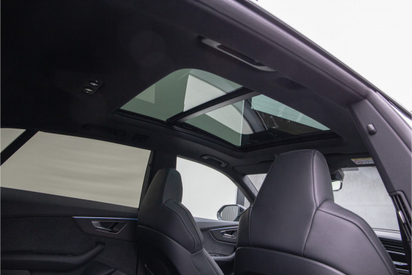 Audi Q8 60 TFSI e quattro Competition Pano, Aero-pack, RS stoelen, Carbon, 23"