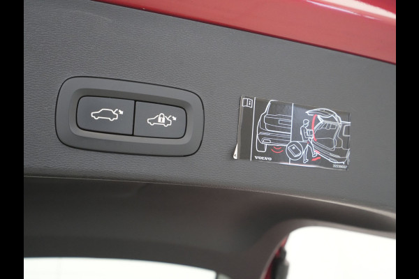 Volvo XC40 1.5 T5 Recharge Inscription Expression Panorama Camera Keyless Cruise 102