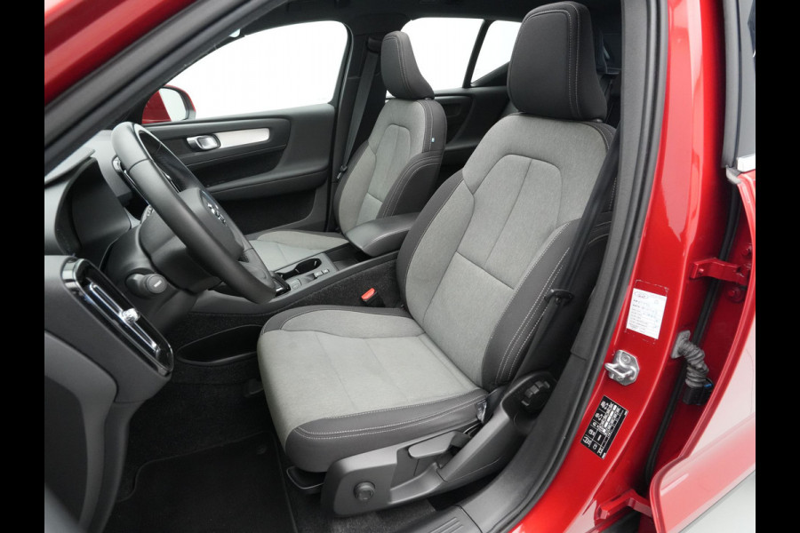 Volvo XC40 1.5 T5 Recharge Inscription Expression Panorama Camera Keyless Cruise 102