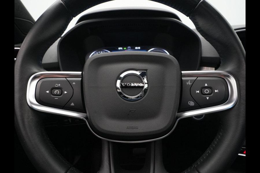 Volvo XC40 1.5 T5 Recharge Inscription Expression Panorama Camera Keyless Cruise 102