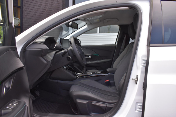 Peugeot 208 1.2 PureTech 100PK Allure Pack | Carplay | Camera | Incl. garantie