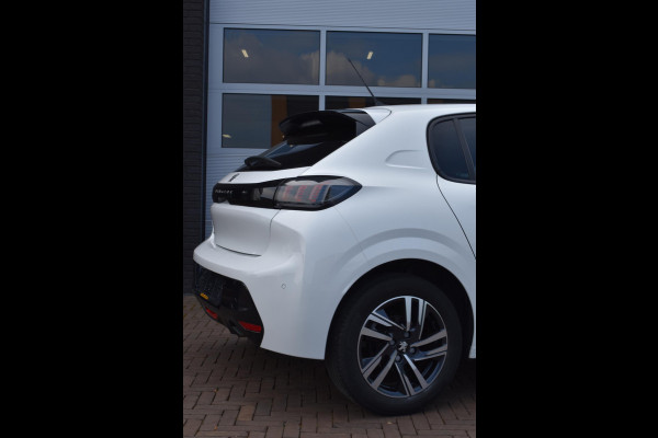 Peugeot 208 1.2 PureTech 100PK Allure Pack | Carplay | Camera | Incl. garantie