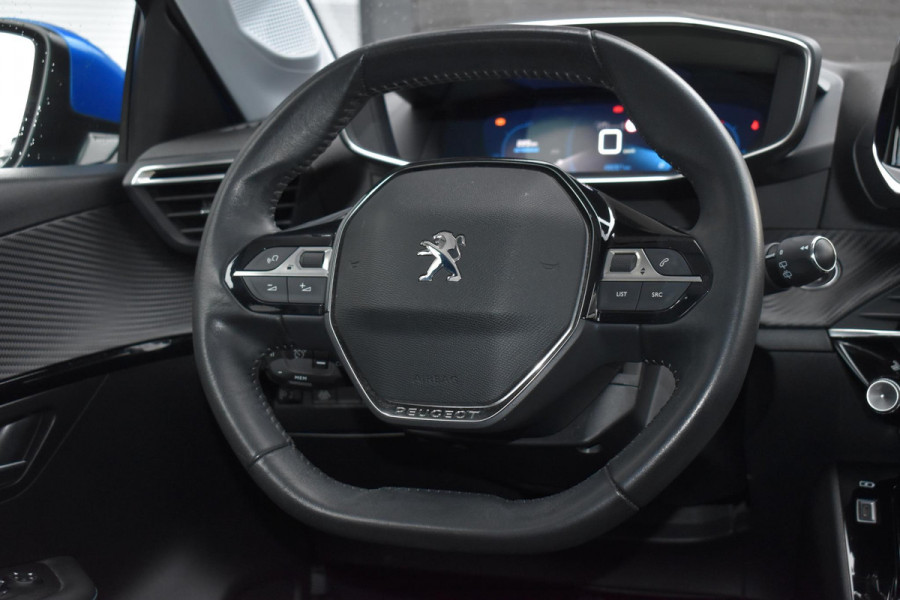 Peugeot 208 1.2 Puretech 100PK Allure Sky | Camera | Panodak | Stoelverwa. | Incl. Garantie