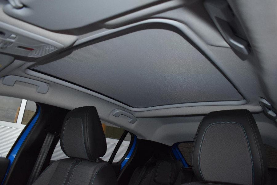 Peugeot 208 1.2 Puretech 100PK Allure Sky | Camera | Panodak | Stoelverwa. | Incl. Garantie