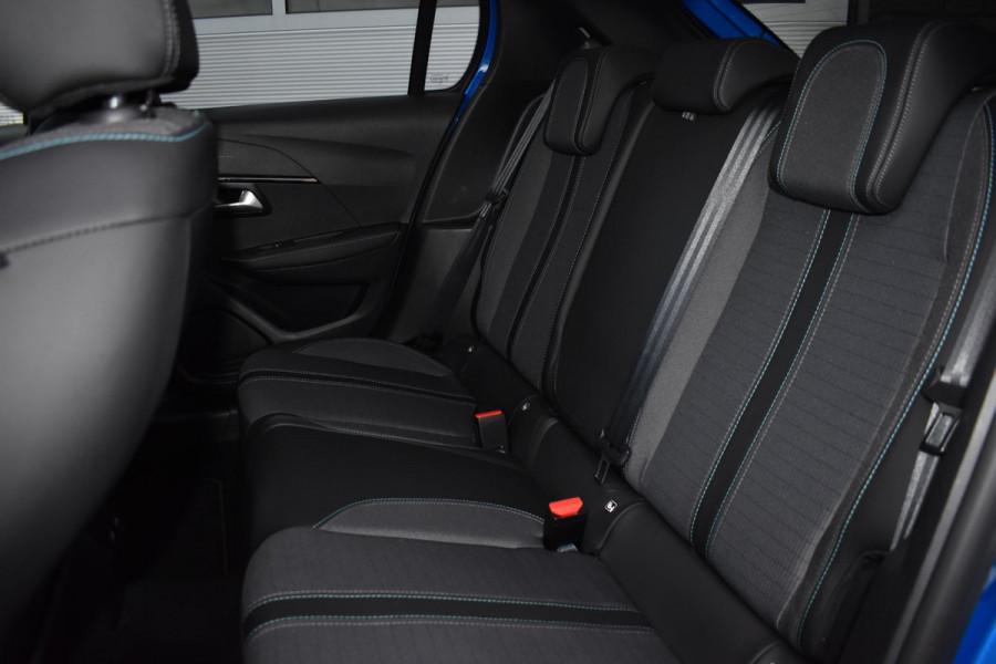 Peugeot 208 1.2 Puretech 100PK Allure Sky | Camera | Panodak | Stoelverwa. | Incl. Garantie