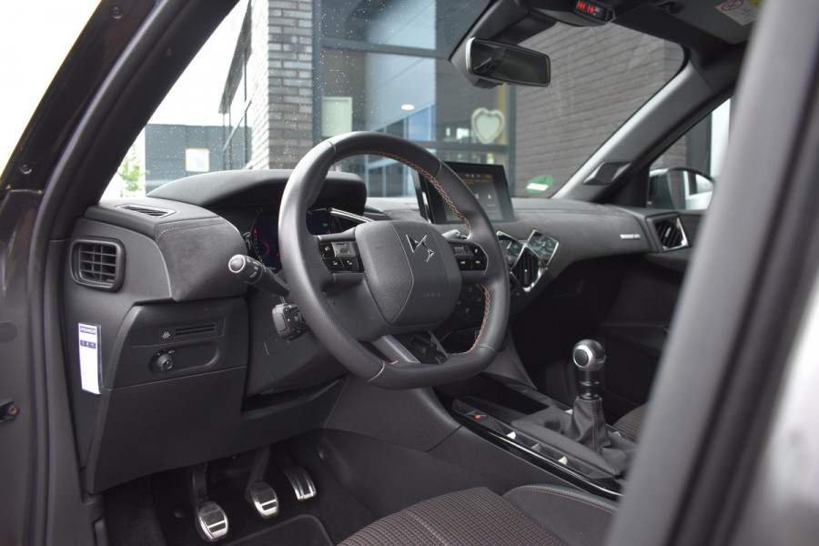 DS DS 3 Crossback 1.2 PureTech 100PK Performance Line+ | Navi | Camera | Incl. garantie