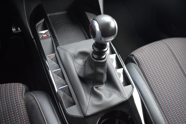 DS DS 3 Crossback 1.2 PureTech 100PK Performance Line+ | Navi | Camera | Incl. garantie