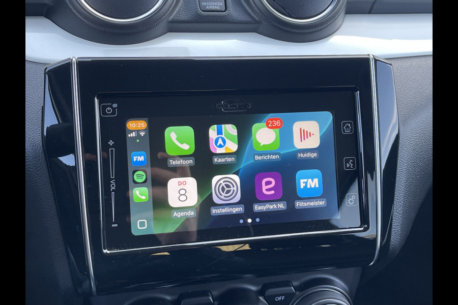 Suzuki Swift 1.0 Stijl | CarPlay | Camera | LED | ACC | Keyless | DAB+
