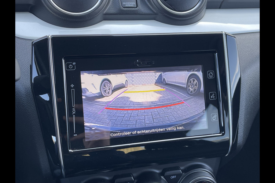 Suzuki Swift 1.0 Stijl | CarPlay | Camera | LED | ACC | Keyless | DAB+