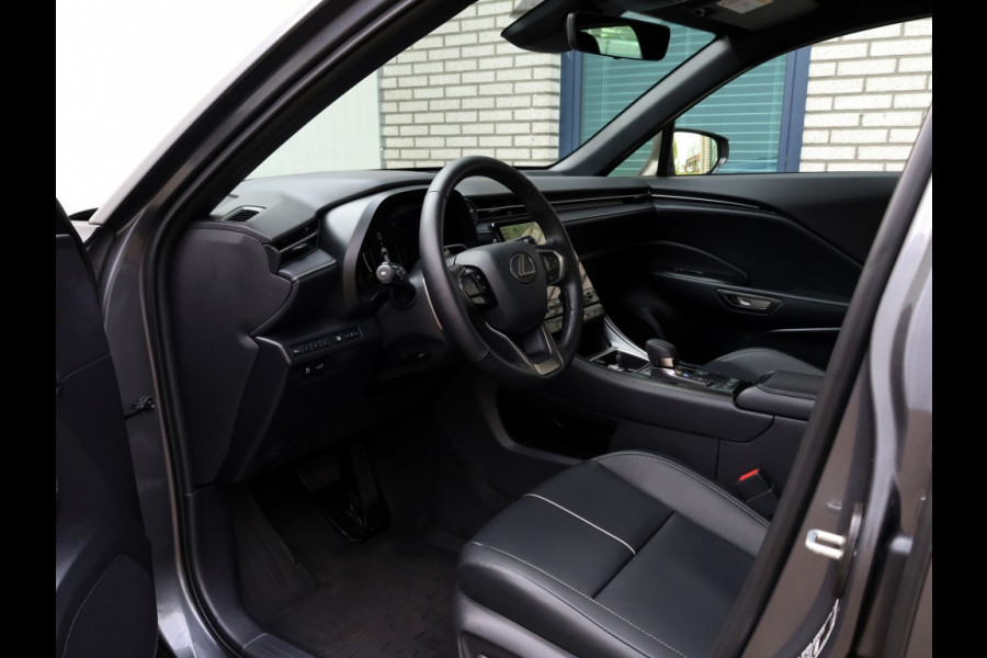 Lexus LBX Relax 2WD | Advanced Pack | Mark Levinson | 360 Camera