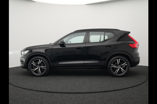 Volvo XC40 T5 Recharge R-Design Plug In Hybrid 261pk PHEV | Alcantara Sportstoelen Verwarmd | Apple Carplay | 19"L.M  | El. Achterklep |  Stuurverwarming | Navi Full Map | Laneassist |