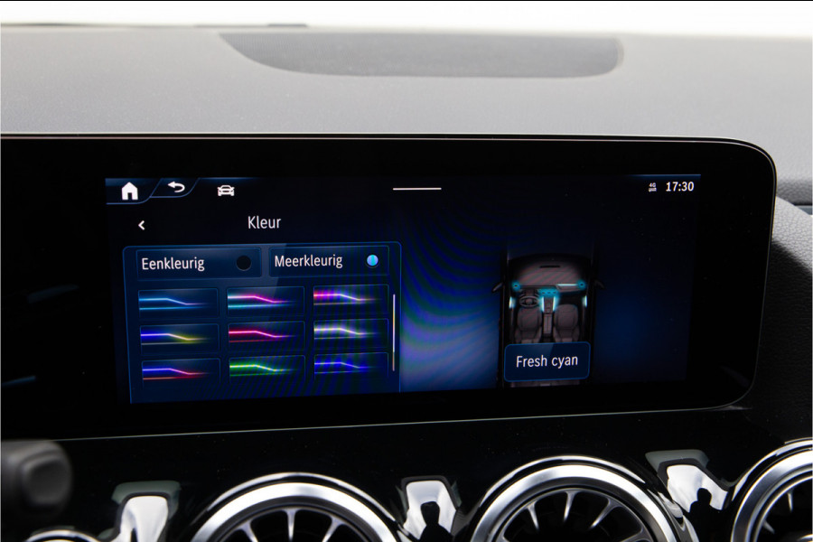 Mercedes-Benz GLA 250 e AMG Line, Key-Less, Hybrid 2024