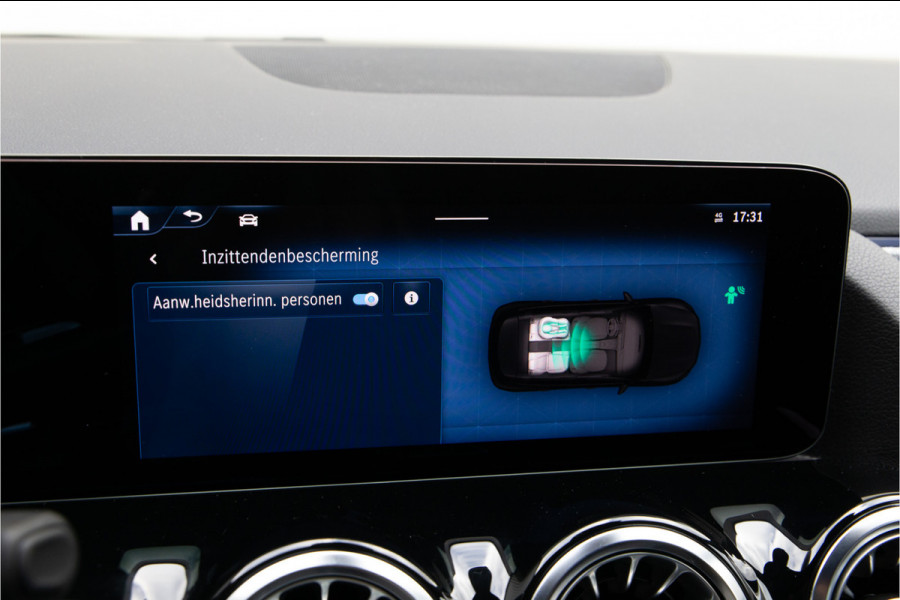 Mercedes-Benz GLA 250 e AMG Line, Key-Less, Hybrid 2024