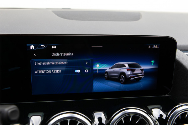 Mercedes-Benz GLA 250 e AMG Line, Key-Less, Hybrid 2024