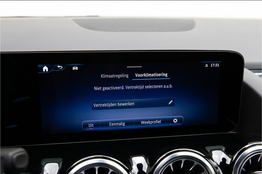 Mercedes-Benz GLA 250 e AMG Line, Key-Less, Hybrid 2024