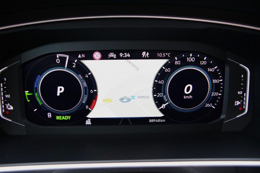 Volkswagen Tiguan 1.4 TSI 245 eHybrid R-Line PHEV BNS+, Panoramadak, Trekhaak, Keyless, Leder, Memory