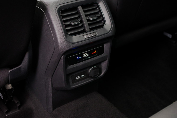 Volkswagen Tiguan 1.4 TSI 245 eHybrid R-Line PHEV BNS+, Panoramadak, Trekhaak, Keyless, Leder, Memory
