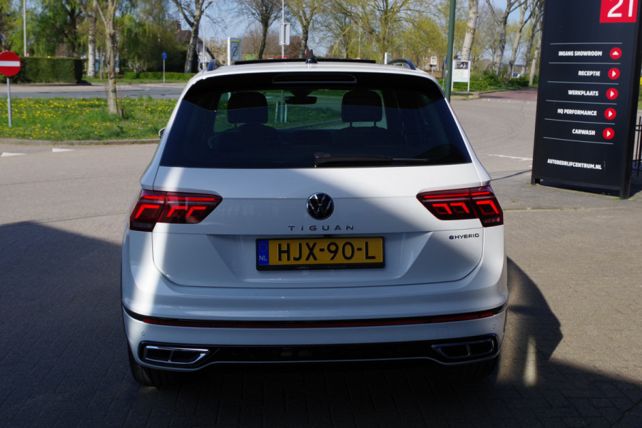 Volkswagen Tiguan 1.4 TSI 245 eHybrid R-Line PHEV BNS+, Panoramadak, Trekhaak, Keyless, Leder, Memory