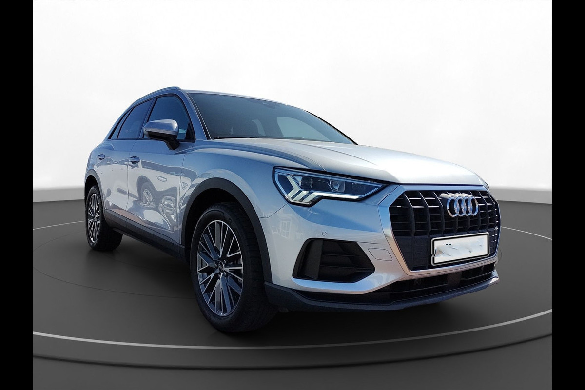 Audi Q3 45 TFSI e S-LINE ** LED, VIRTUAL, PANORAMA, ACC, 19-inch LMV, STANDKACHEL ** 1e EIG - UNFALLFREI ** ** INFORMEER OOK NAAR ONZE AANTREKKELIJKE FINANCIAL-LEASE TARIEVEN **