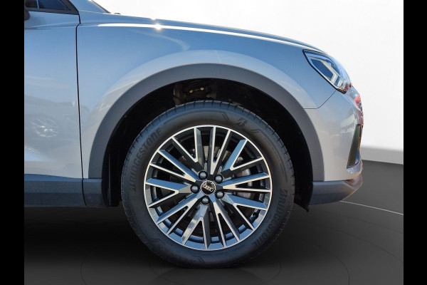 Audi Q3 45 TFSI e S-LINE ** LED, VIRTUAL, PANORAMA, ACC, 19-inch LMV, STANDKACHEL ** 1e EIG - UNFALLFREI ** ** INFORMEER OOK NAAR ONZE AANTREKKELIJKE FINANCIAL-LEASE TARIEVEN **