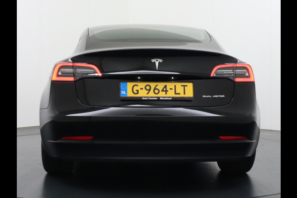 Tesla Model 3 Long Range 75kWh 463PK 18" FSD-Full Self Driving Computer-3 Premium Audio 4wd AutoPilot Panoramadak Camera's Leer Adaptive-Cruis Stoel en achterbank verwarming Electr.Stoelen+Memory+Easy-Entry WiFi Origineel Nederlandse auto Grootste accu Tot 16,5kwh thuis laden. Accu/Motor Garantie tot 29-10-2027 max 192.000km
