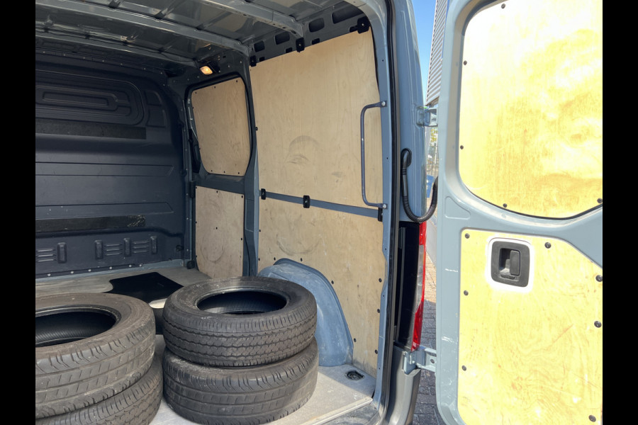 Mercedes-Benz Sprinter 211 2.2 CDI L1 H1 /360Camera/Mbux
