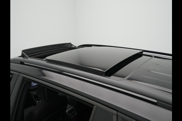 Volkswagen Tiguan Allspace 1.5 TSI 150pk DSG Highline R-Line Trekhaak Panorama Stoelverwarming Camera 235
