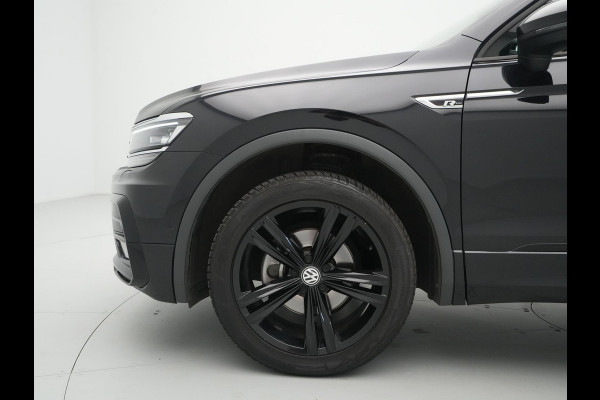 Volkswagen Tiguan Allspace 1.5 TSI 150pk DSG Highline R-Line Trekhaak Panorama Stoelverwarming Camera 235