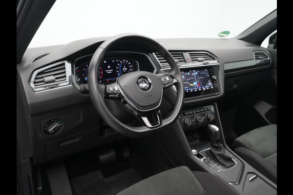 Volkswagen Tiguan Allspace 1.5 TSI 150pk DSG Highline R-Line Trekhaak Panorama Stoelverwarming Camera 235