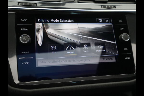Volkswagen Tiguan Allspace 1.5 TSI 150pk DSG Highline R-Line Trekhaak Panorama Stoelverwarming Camera 235