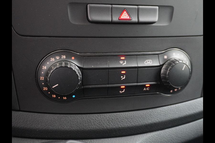 Mercedes-Benz Vito 111CDI 115pk Lang L2H1 3-zits Imperiaal Airco Licht-/regensensor Bluetooth Elek.ramen Zijwind assistent Betonplexvloer Wandkasten Achterdeuren Functional 2.000kg trekvermogen! 1e Eigenaar Euro 6 Origineel Nederlands geleverd.