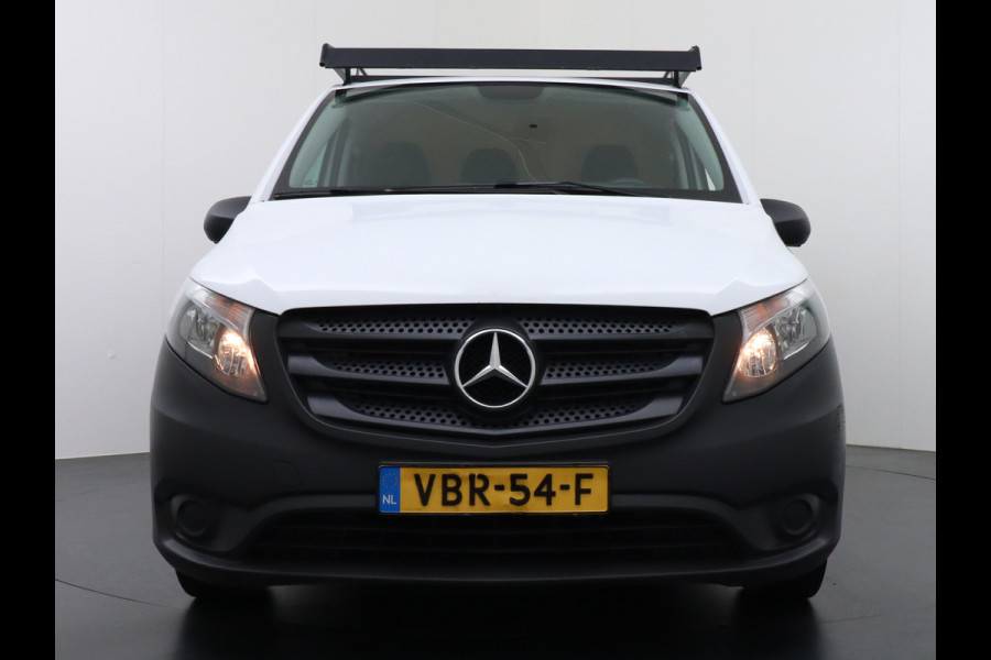 Mercedes-Benz Vito 111CDI 115pk Lang L2H1 3-zits Imperiaal Airco Licht-/regensensor Bluetooth Elek.ramen Zijwind assistent Betonplexvloer Wandkasten Achterdeuren Functional 2.000kg trekvermogen! 1e Eigenaar Euro 6 Origineel Nederlands geleverd.