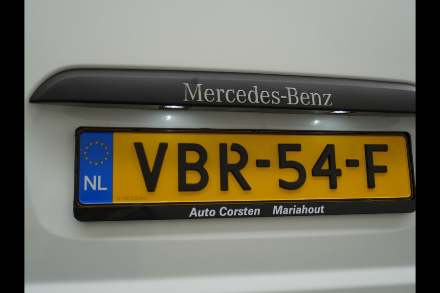 Mercedes-Benz Vito 111CDI 115pk Lang L2H1 3-zits Imperiaal Airco Licht-/regensensor Bluetooth Elek.ramen Zijwind assistent Betonplexvloer Wandkasten Achterdeuren Functional 2.000kg trekvermogen! 1e Eigenaar Euro 6 Origineel Nederlands geleverd.