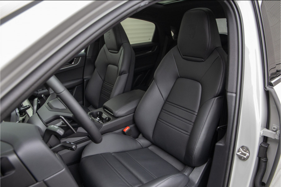 Porsche Cayenne Coupé 3.0 S E-Hybrid 520pk Sport-Design, Bose, Sportstoelen, Passenger Display, Adaptive Cruise, 2025
