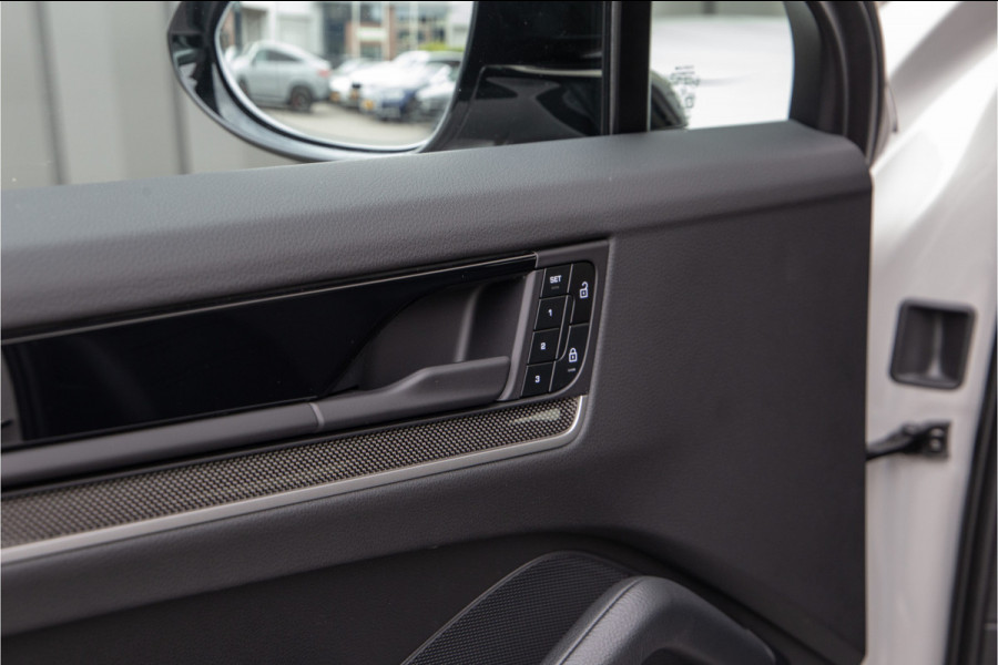 Porsche Cayenne Coupé 3.0 S E-Hybrid 520pk Sport-Design, Bose, Sportstoelen, Passenger Display, Adaptive Cruise, 2025