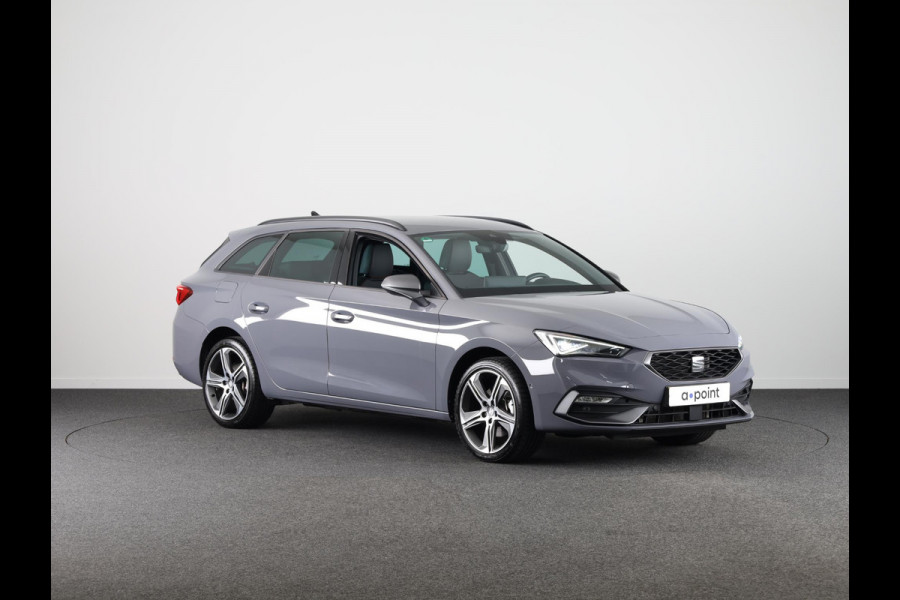 Seat Leon Sportstourer 1.5 TSI e-Hybrid FR PHEV First Edition 204pk Plug in Hybrid | Trekhaak | 18 inch lichtmetalen velgen | Verwarmbare voorstoelen